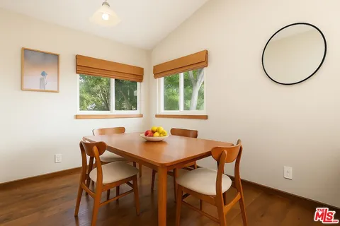 $2,275,000 | 643 Santa Clara Avenue, Venice, CA 90291