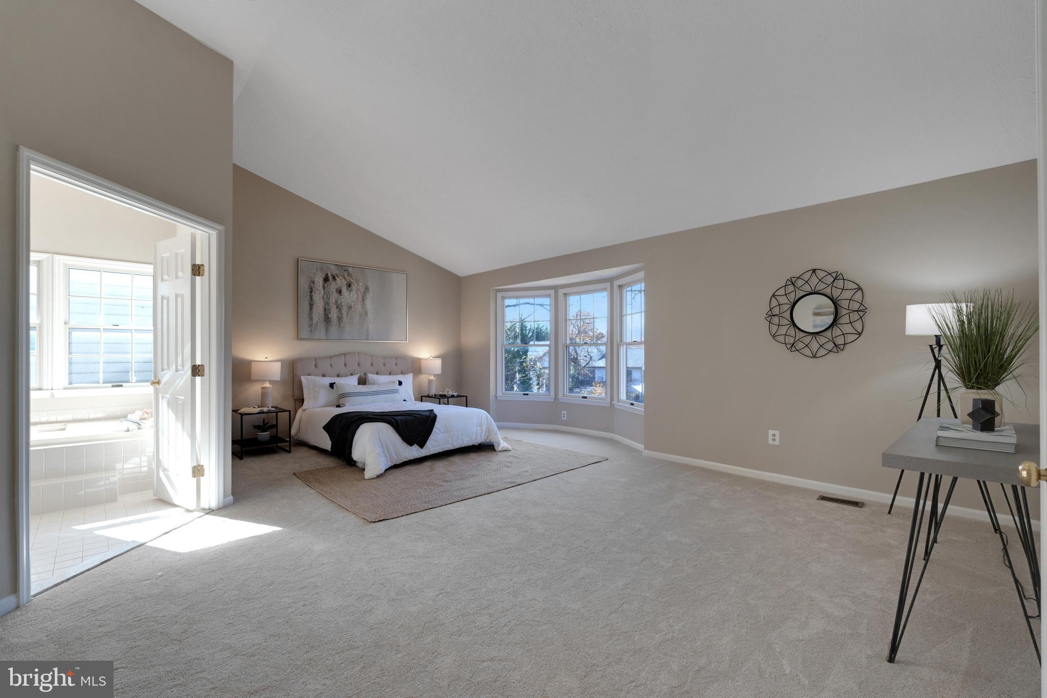 13472 Bregman Road Silver Spring, MD 20904 - Photo 18 of 32 Primary bedroom with bay window