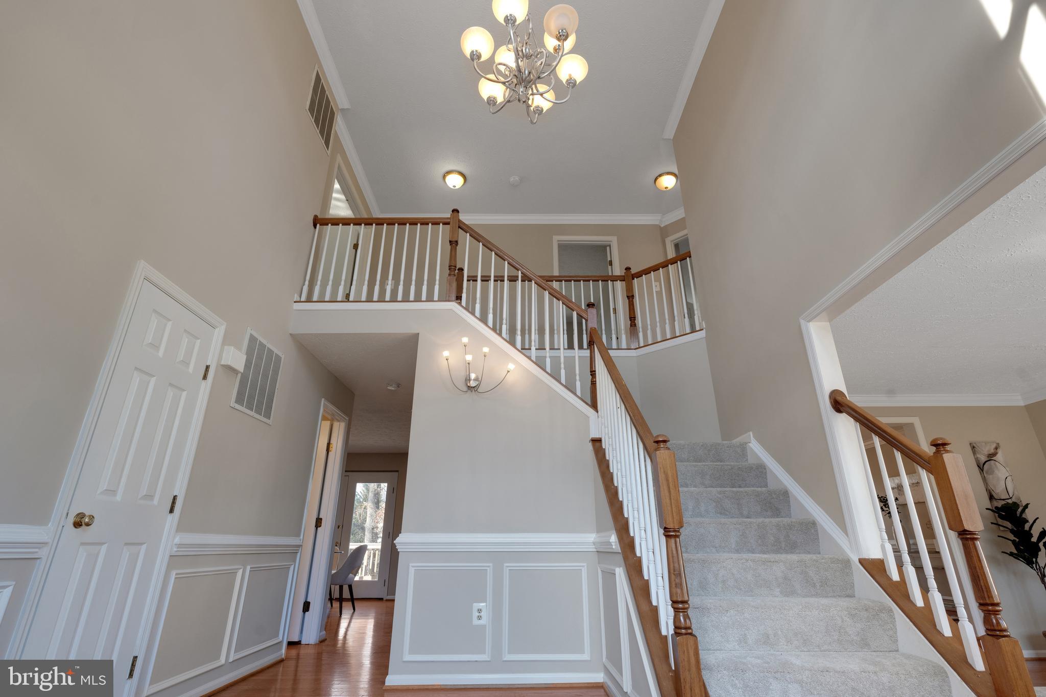13472 Bregman Road Silver Spring, MD 20904 - Photo 2 of 32 Elegant two story foyer