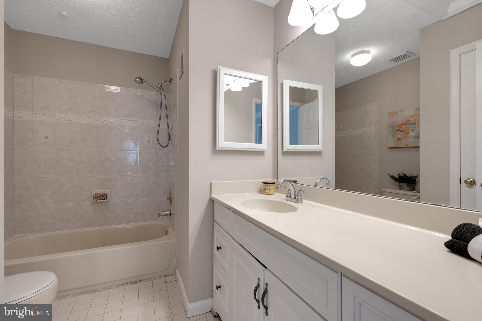 13472 Bregman Road Silver Spring, MD 20904 - Photo 25 of 32 Full bathroom #2 for upper level bedrooms