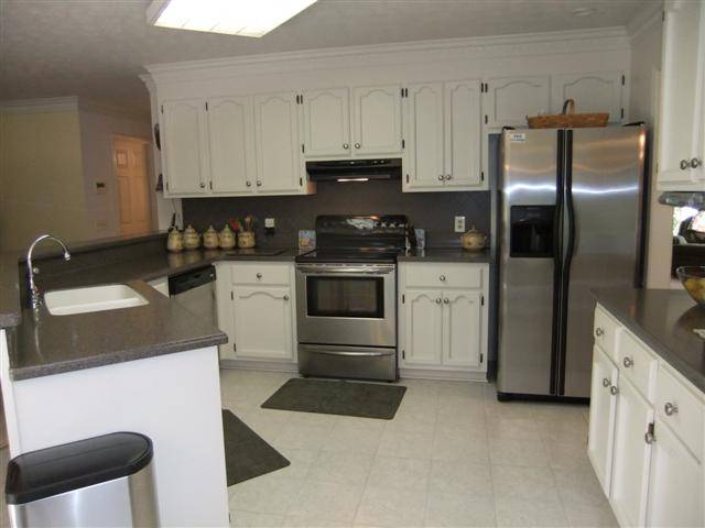 204 West Hackney Road Greer, SC 29650 - Photo 5 of 24 Gallery Image 5