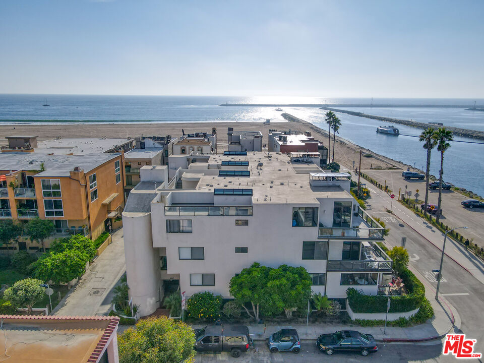 6209 Pacific Avenue, Unit 103 Playa del Rey, CA 90293 - Photo 22 of 40 an aerial view of multiple houses