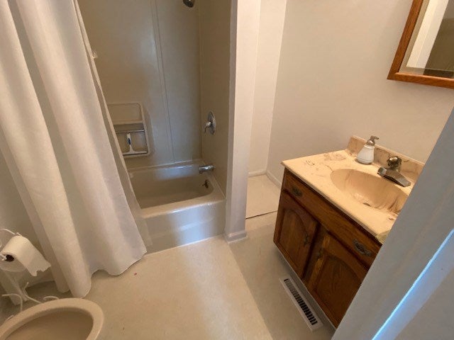 4264 Old Baltimore Road Draper, VA 24324 - Photo 8 of 49 Gallery Image 8