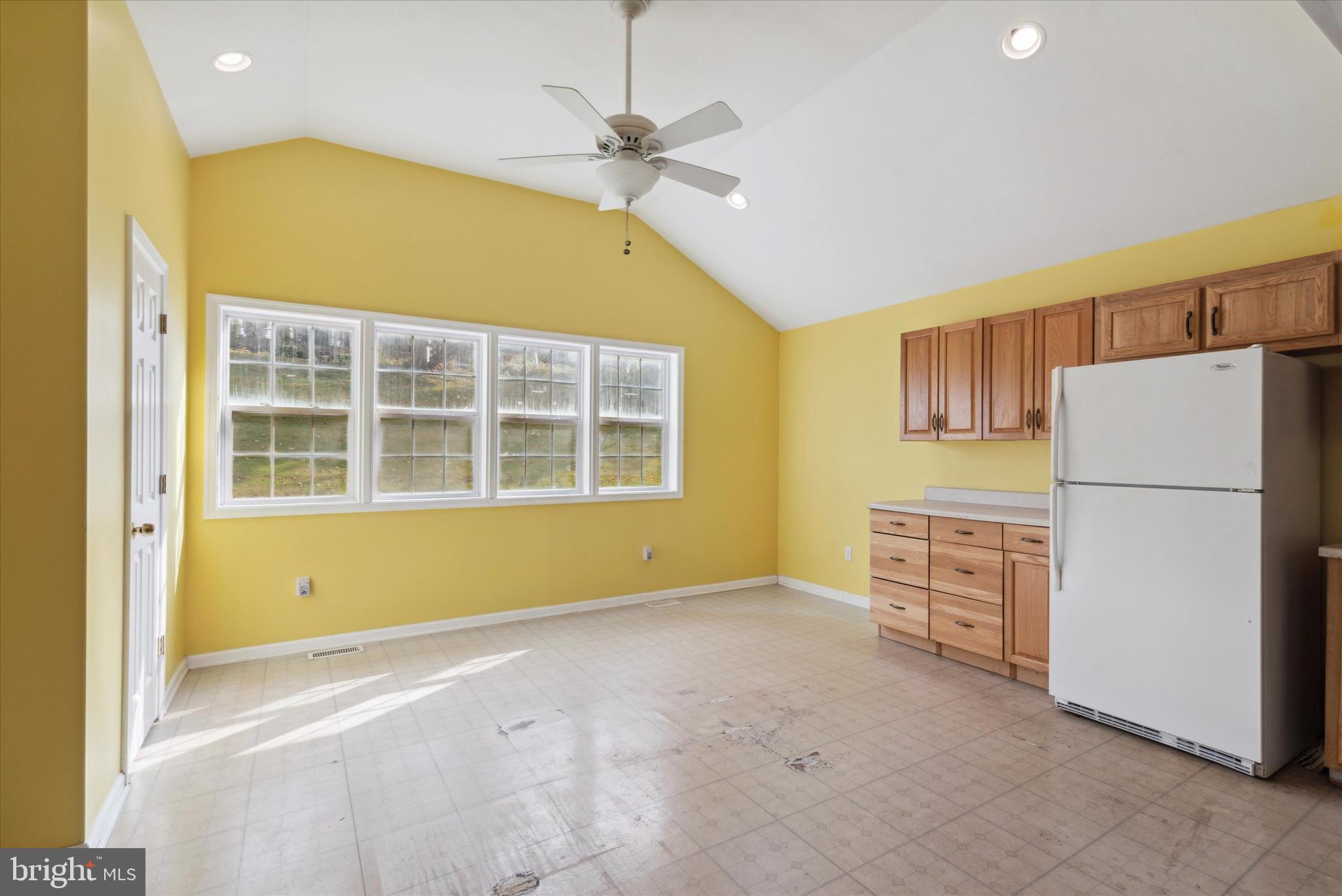 239 Lawrence Road Broomall, PA 19008 - Photo 11 of 25