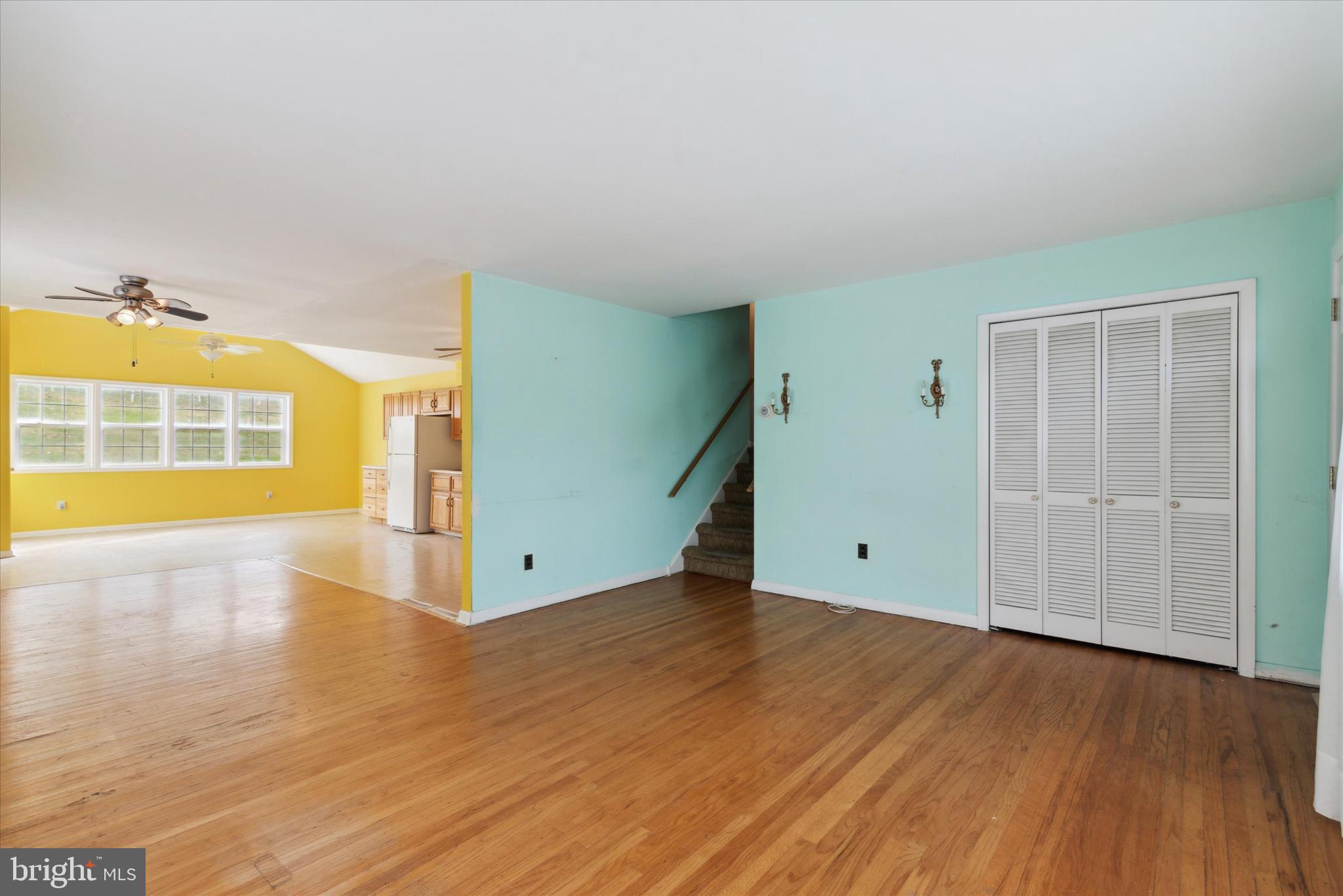 239 Lawrence Road Broomall, PA 19008 - Photo 6 of 25