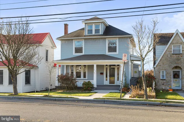a view of a house with a swimming pool