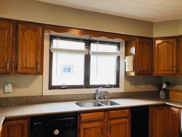 1041 Amity Road Galloway, OH 43119 - Photo 21 of 65 Gallery Image 21