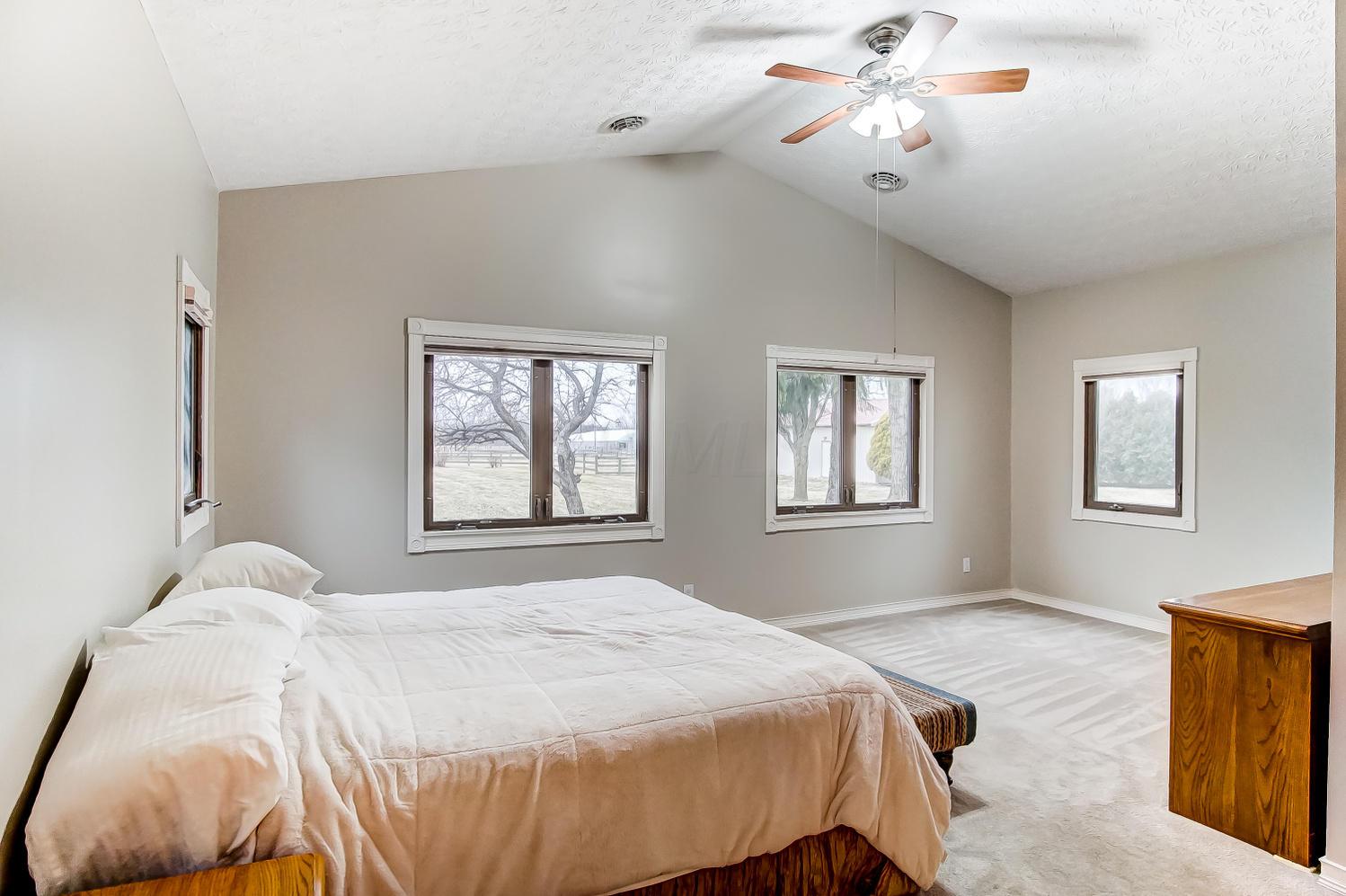 1041 Amity Road Galloway, OH 43119 - Photo 28 of 65 Gallery Image 28