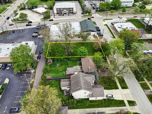 $267,000 | 260 North Linden Avenue, Westmont, IL 60559