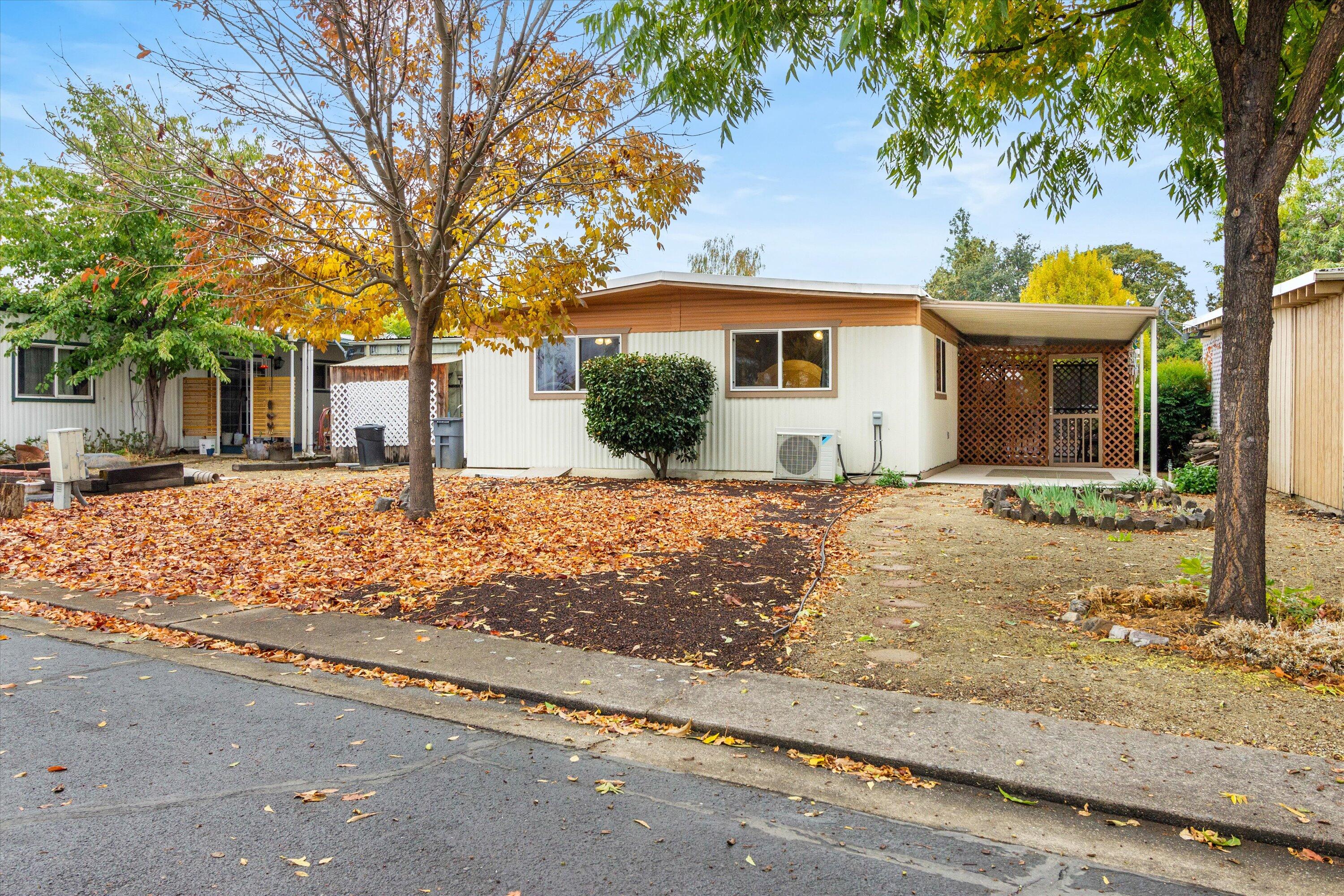 2252 Table Rock Road, Unit 9 Medford, OR 97501 - Photo 25 of 27 25-2252 Table Rock Rd #9-25