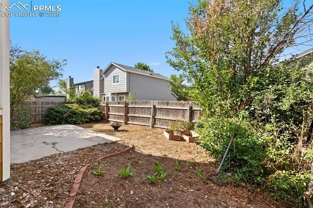 $395,000 | 6125 Lowlander Court, Colorado Springs, CO 80922