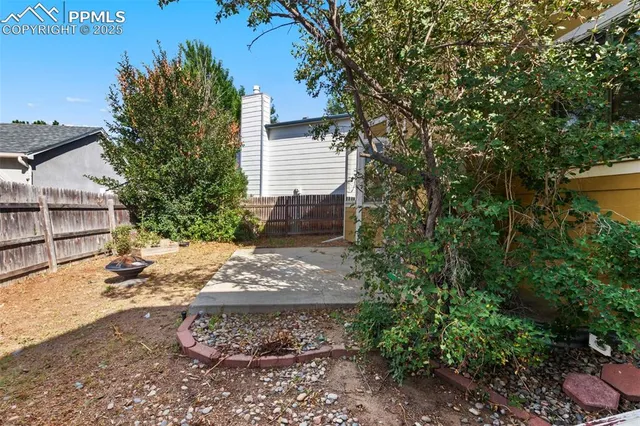 $395,000 | 6125 Lowlander Court, Colorado Springs, CO 80922