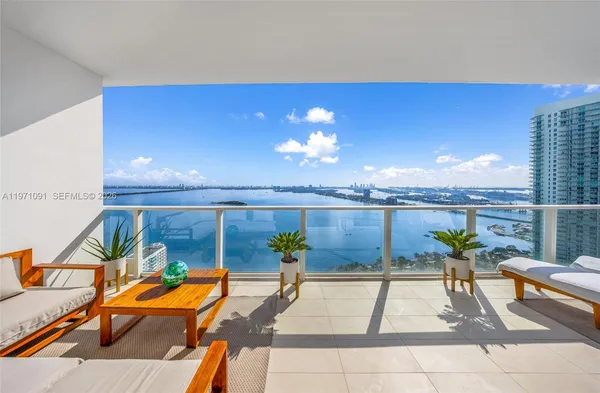 $7,000 | 2020 North Bayshore Drive, Unit 3509, Miami, FL 33137