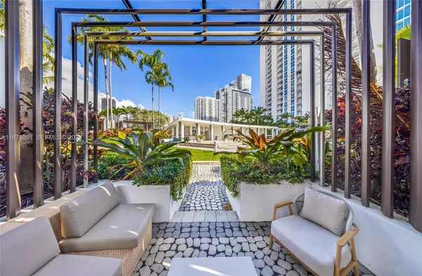 $7,000 | 2020 North Bayshore Drive, Unit 3509, Miami, FL 33137