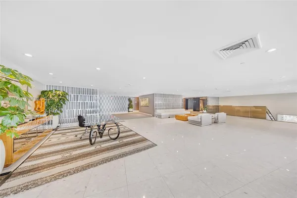 $7,000 | 2020 North Bayshore Drive, Unit 3509, Miami, FL 33137