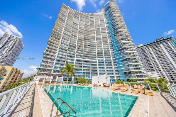 $7,000 | 2020 North Bayshore Drive, Unit 3509, Miami, FL 33137