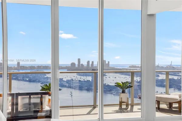 $7,000 | 2020 North Bayshore Drive, Unit 3509, Miami, FL 33137