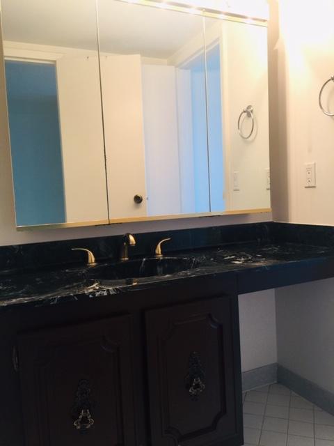 336 Golfview Road, Unit 812 North Palm Beach, FL 33408 - Photo 12 of 17 IMG_2964-1