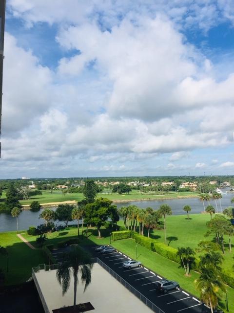 336 Golfview Road, Unit 812 North Palm Beach, FL 33408 - Photo 3 of 17 IMG_2978-1