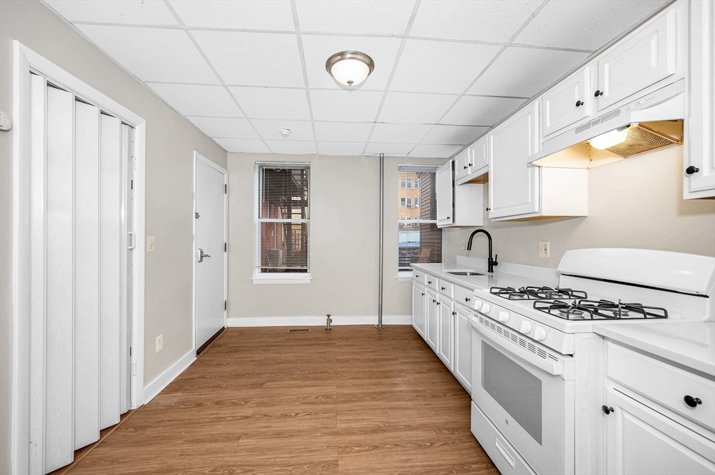 90 Appleton Street, Unit 2 Lowell, MA 01852 - Photo 6 of 10