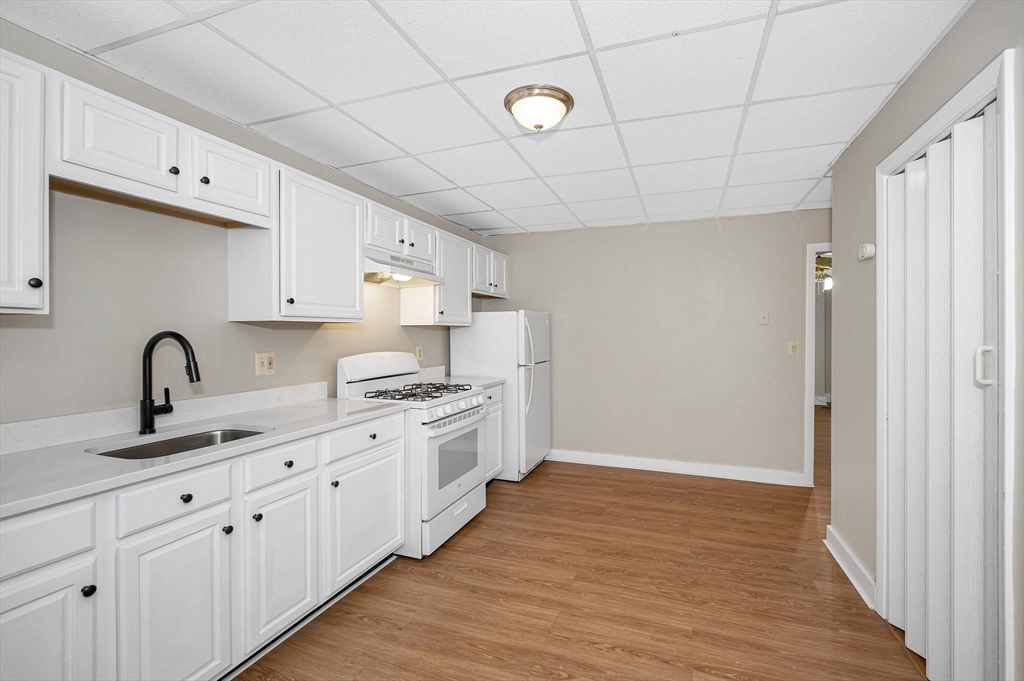 90 Appleton Street, Unit 2 Lowell, MA 01852 - Photo 7 of 10