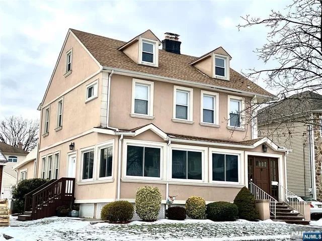 a front view of a residential houses