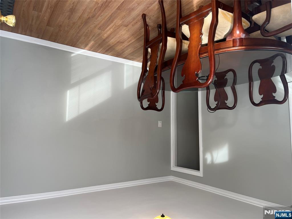 260 Washington Place, Unit LEFT SIDE Hasbrouck Heights, NJ 07604 - Photo 16 of 20