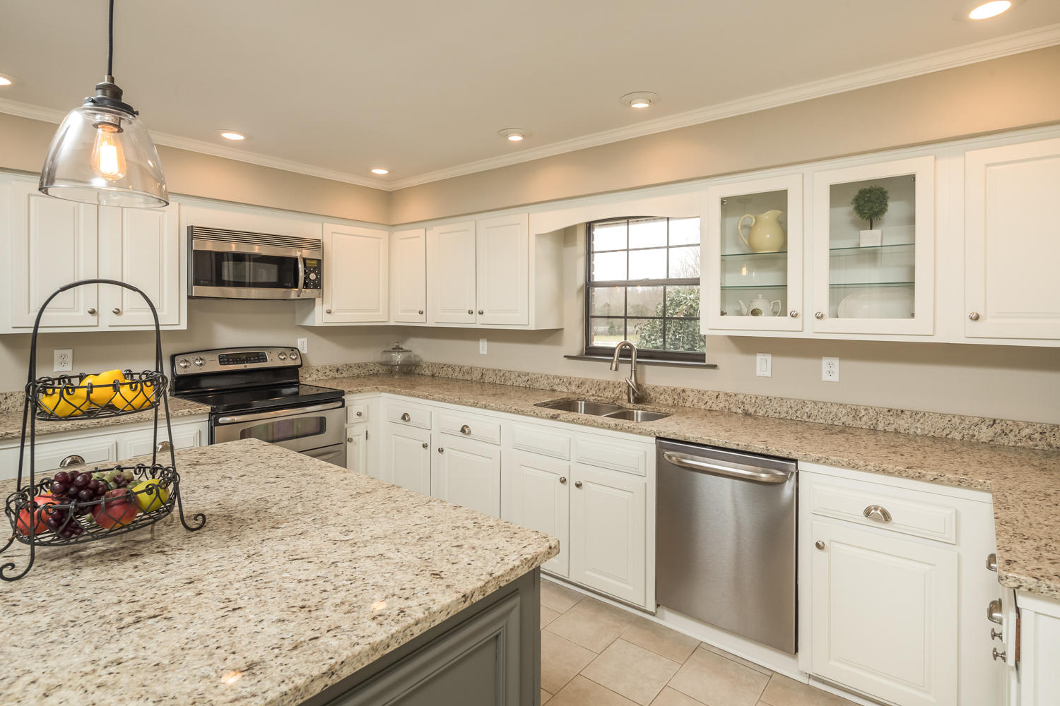 673 Julian Road Chattanooga, TN 37421 - Photo 12 of 46 673_Julian_Rd_055