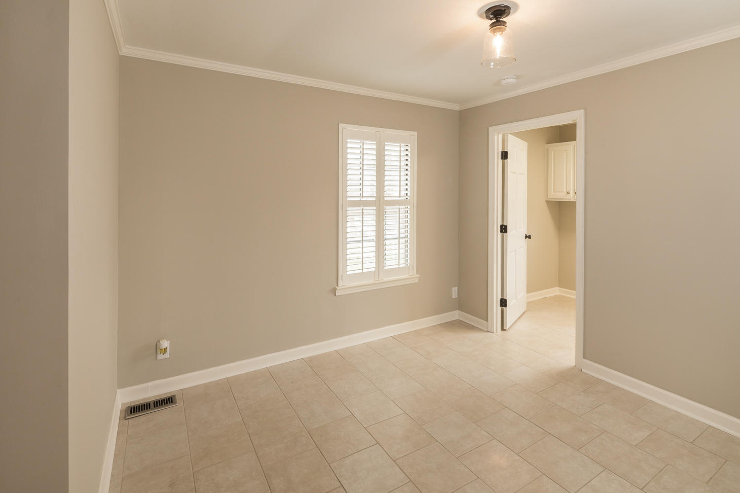 673 Julian Road Chattanooga, TN 37421 - Photo 25 of 46 673_Julian_Rd_056