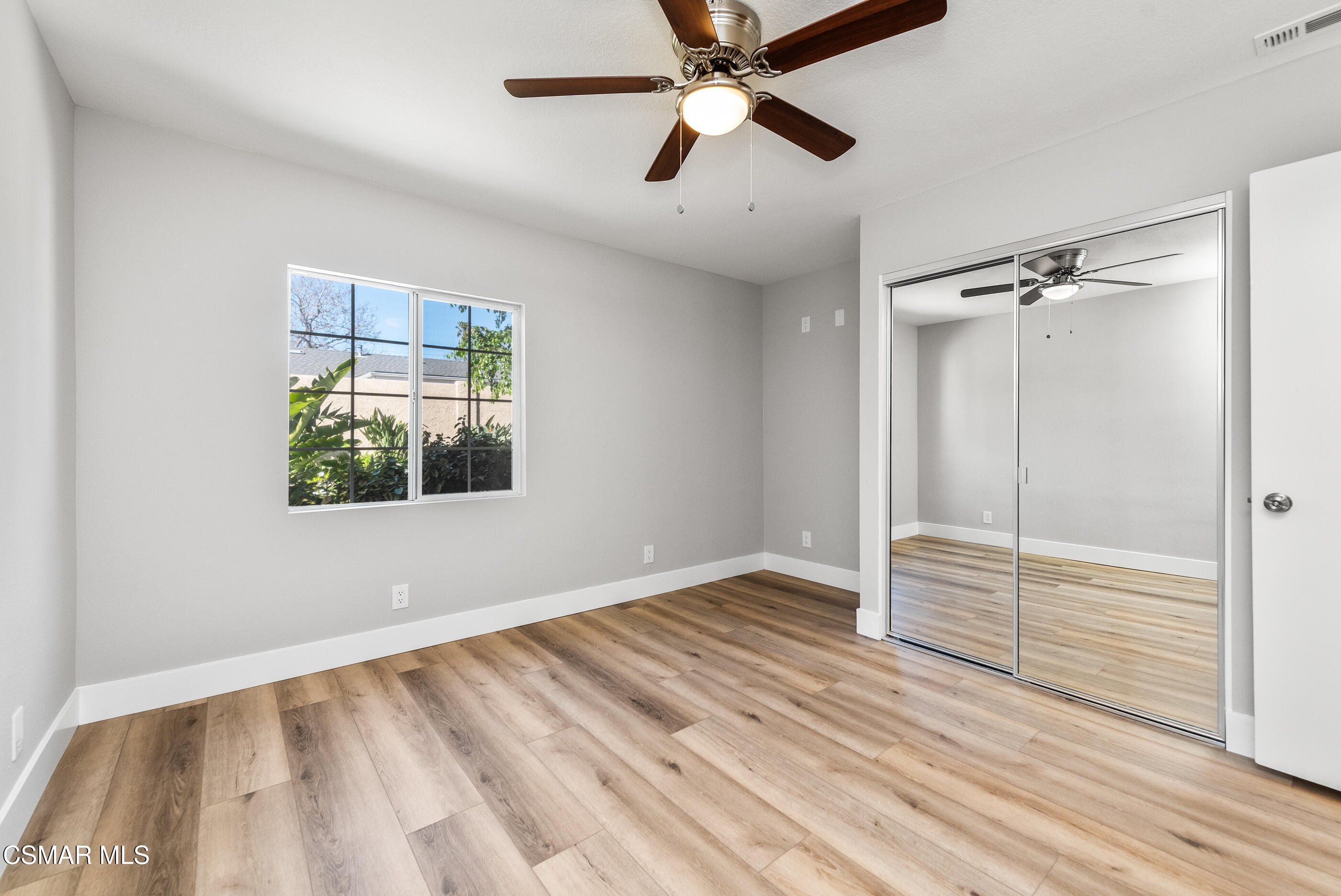 2111 Fitzgerald Road Simi Valley, CA 93065 - Photo 21 of 42 2111 Fitzgerald Rd Simi Valley-21