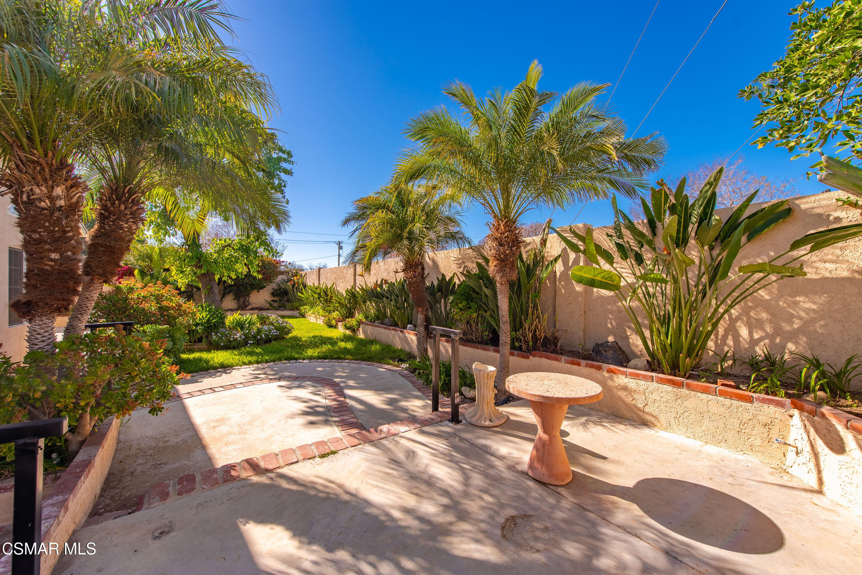 2111 Fitzgerald Road Simi Valley, CA 93065 - Photo 33 of 42 2111 Fitzgerald Rd Simi Valley-33