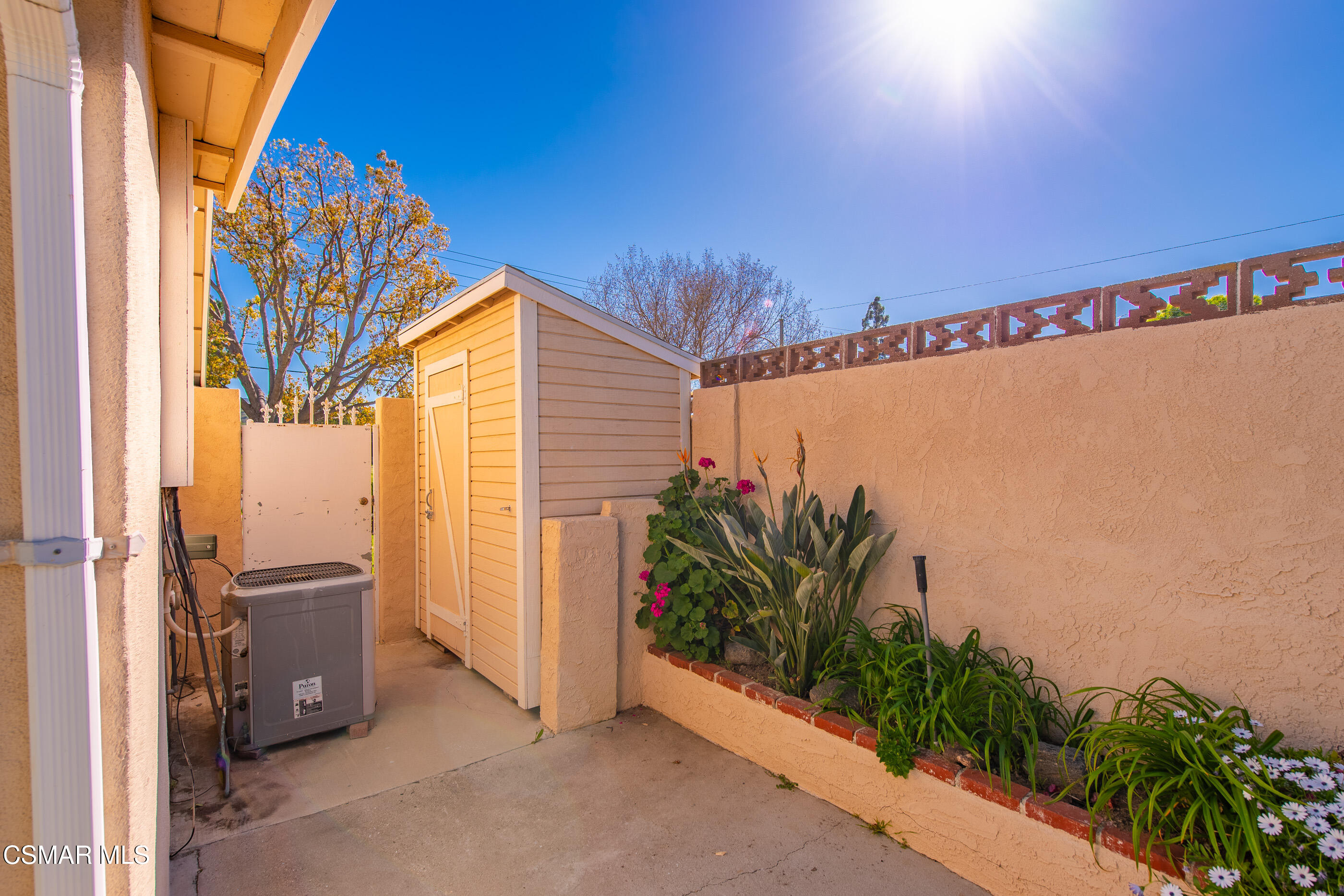 2111 Fitzgerald Road Simi Valley, CA 93065 - Photo 39 of 42 2111 Fitzgerald Rd Simi Valley-41