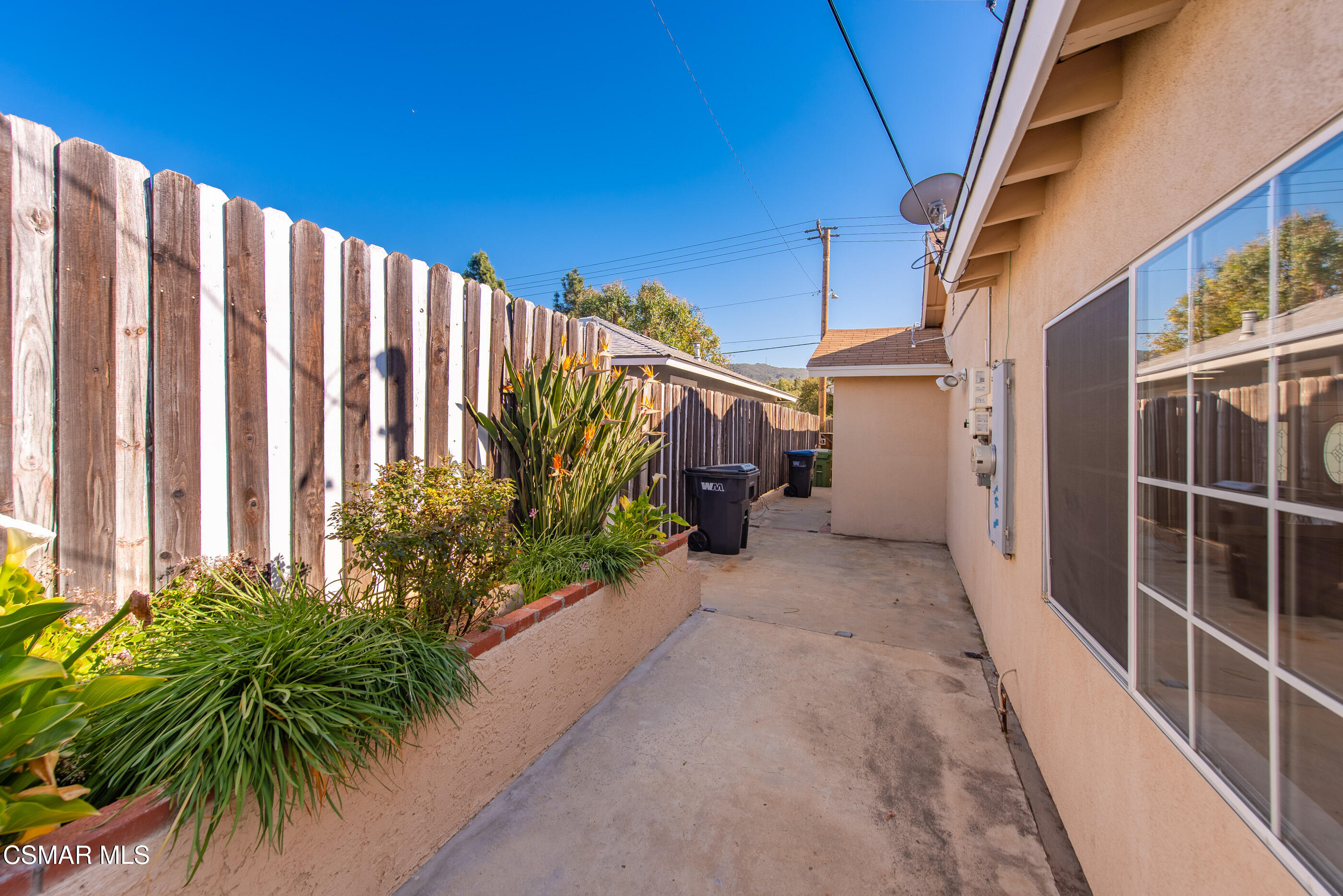 2111 Fitzgerald Road Simi Valley, CA 93065 - Photo 40 of 42 2111 Fitzgerald Rd Simi Valley-42