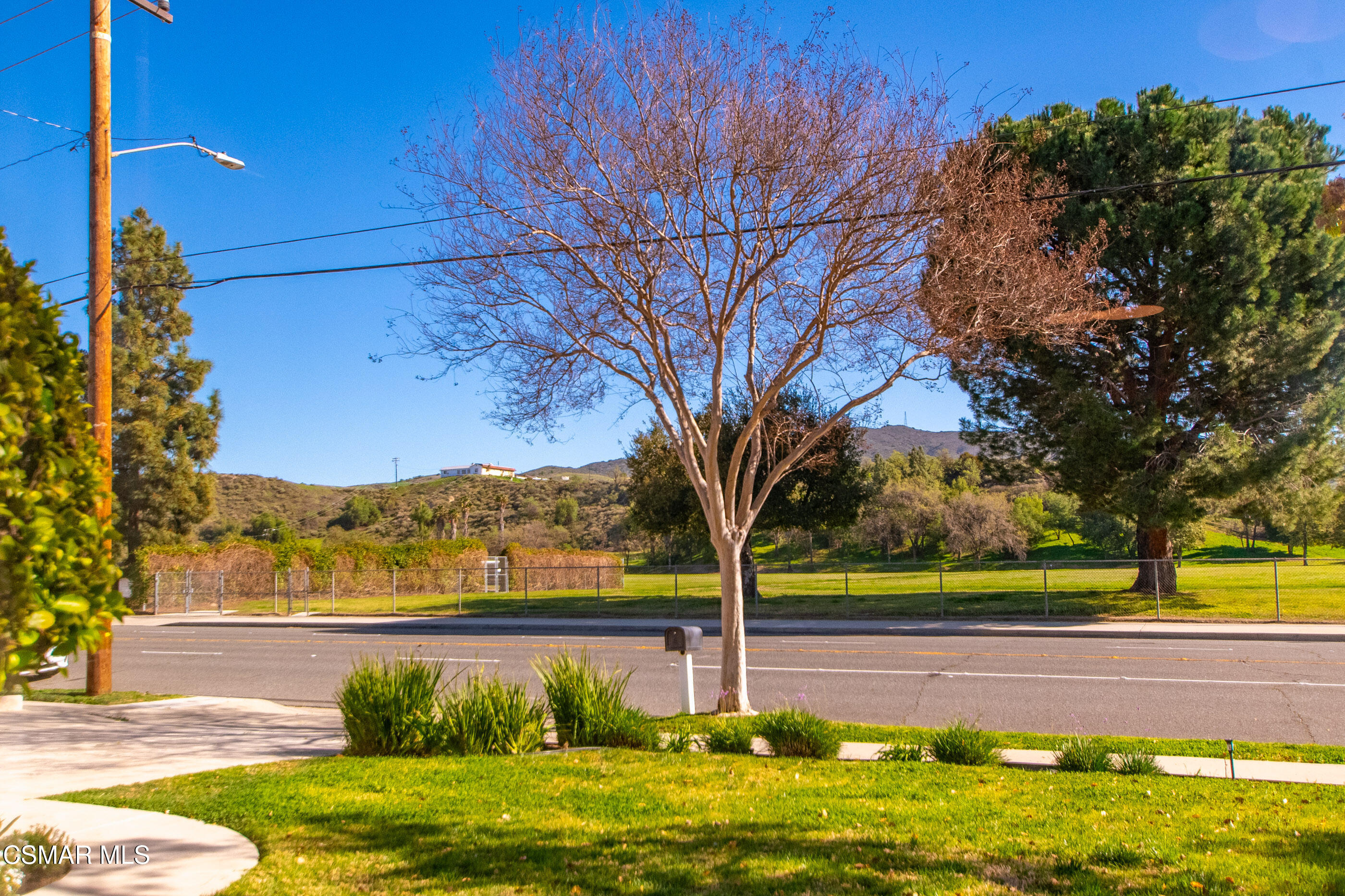 2111 Fitzgerald Road Simi Valley, CA 93065 - Photo 41 of 42 2111 Fitzgerald Rd Simi Valley-23