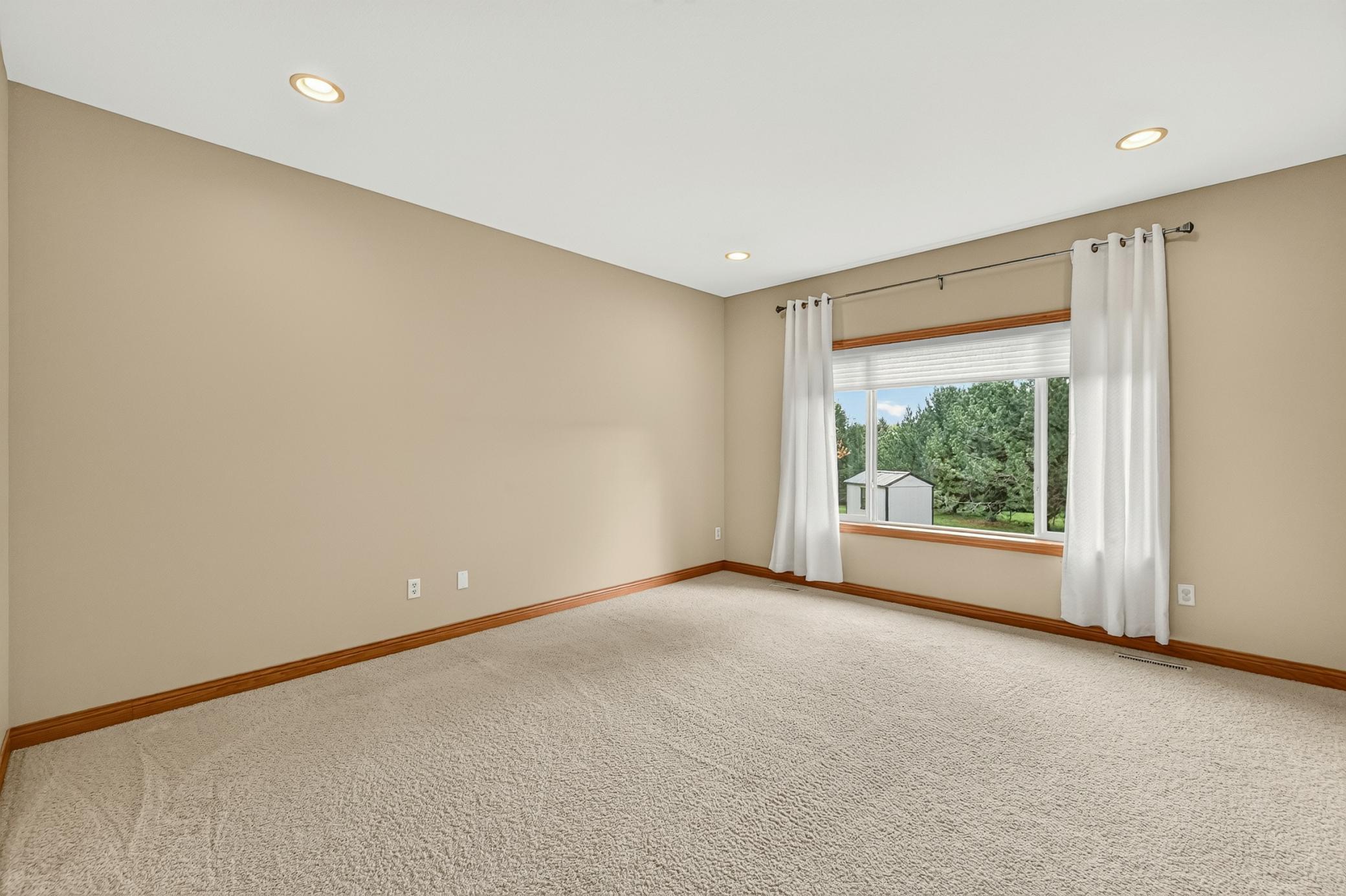 5048 Scenic View Drive Southwest Rochester, MN 55902 - Photo 14 of 29 Gallery Image 14