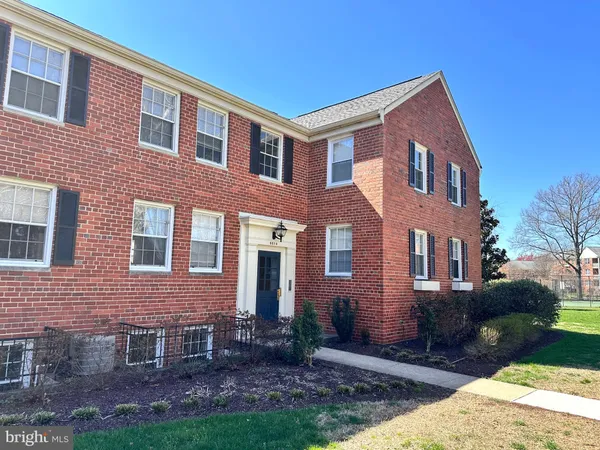 $249,900 | 6614 10th Street, Unit J, Alexandria, VA 22307