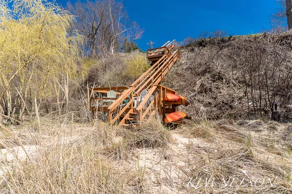 $2,999,000 | 8937 Indian Hills Road, Montague, MI 49437