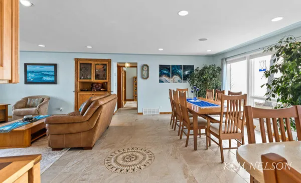 $2,999,000 | 8937 Indian Hills Road, Montague, MI 49437