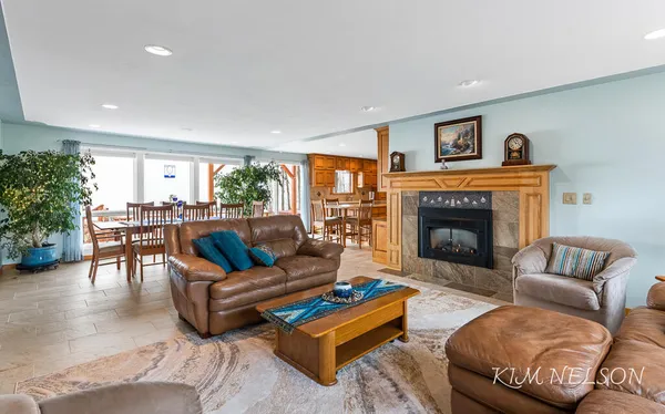 $2,999,000 | 8937 Indian Hills Road, Montague, MI 49437