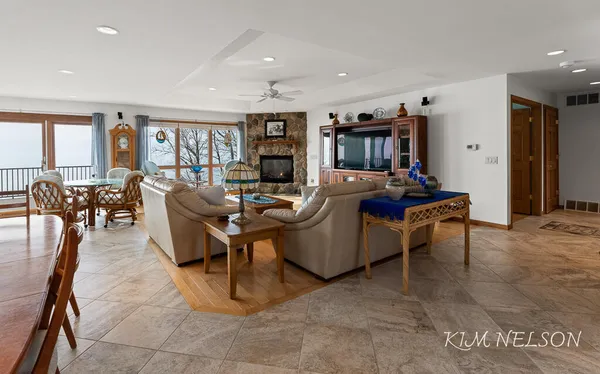 $2,999,000 | 8937 Indian Hills Road, Montague, MI 49437