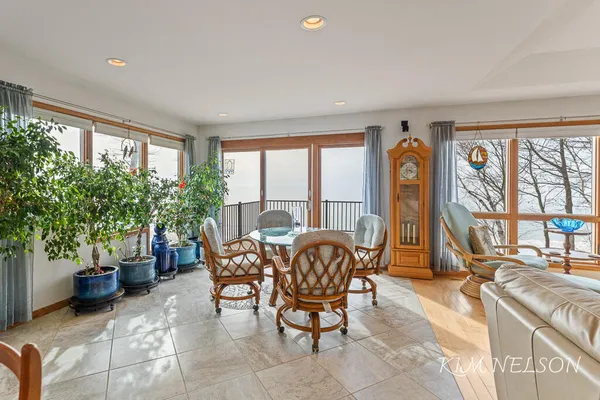 $2,999,000 | 8937 Indian Hills Road, Montague, MI 49437