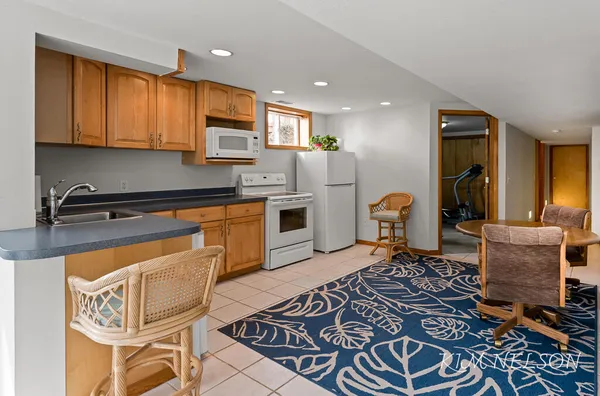 $2,999,000 | 8937 Indian Hills Road, Montague, MI 49437