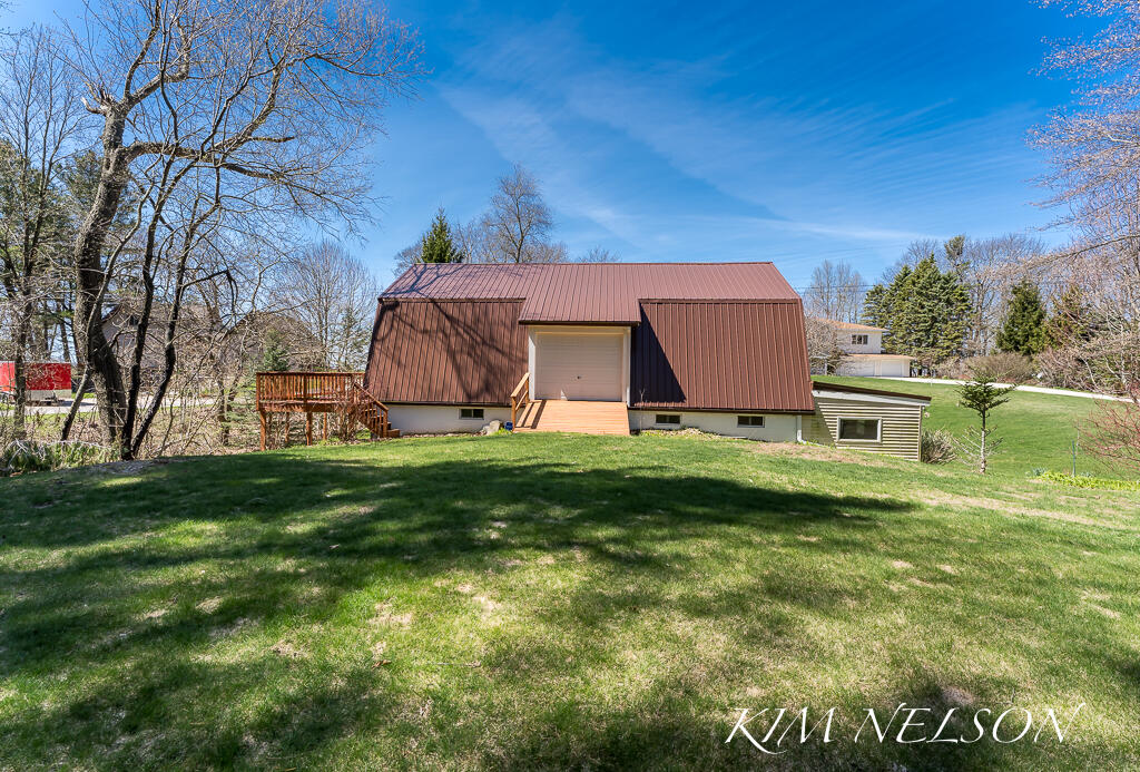 8937 Indian Hills Road Montague, MI 49437 - Photo 100 of 110 8937S.IndianHillsExterior-2LoRes