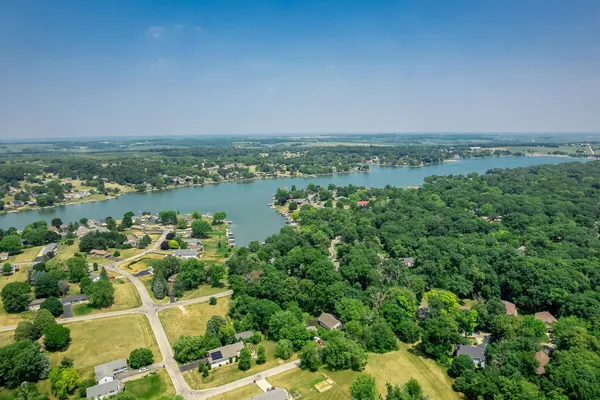 $3,250 | 621 Lake Summerset Road, Davis, IL 61019