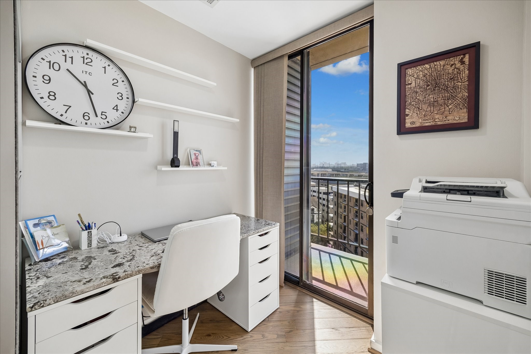 3350 McCue Road, Unit 1101 Houston, TX 77056 - Photo 5 of 31 Office off of kitchen with balcony access.
