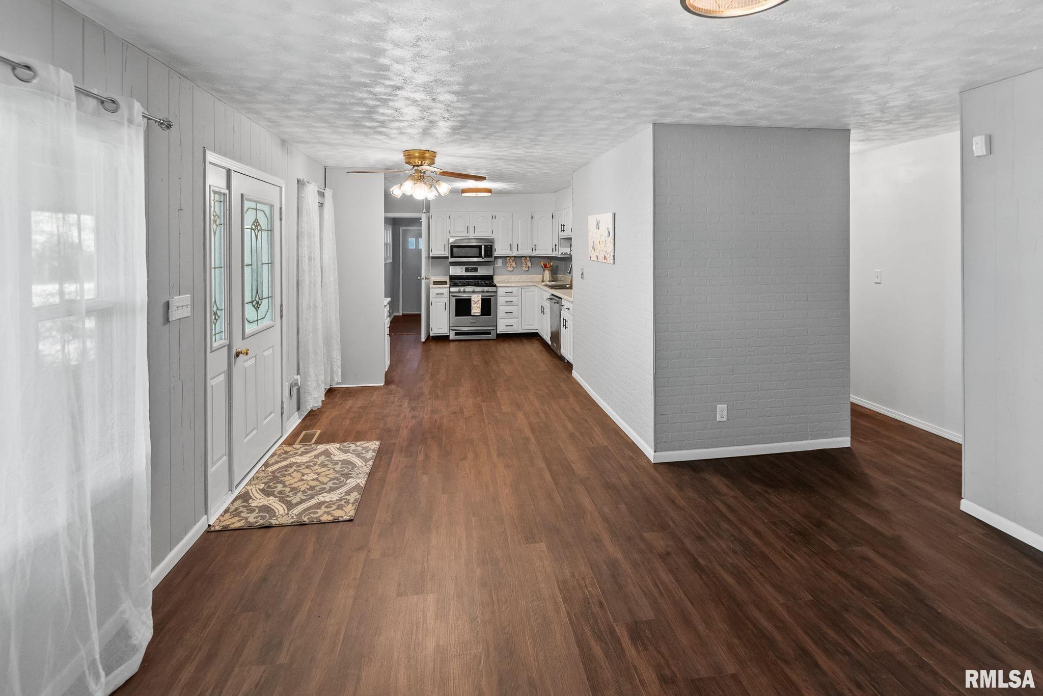 17 Roseclair Lane Centralia, IL 62801 - Photo 21 of 31