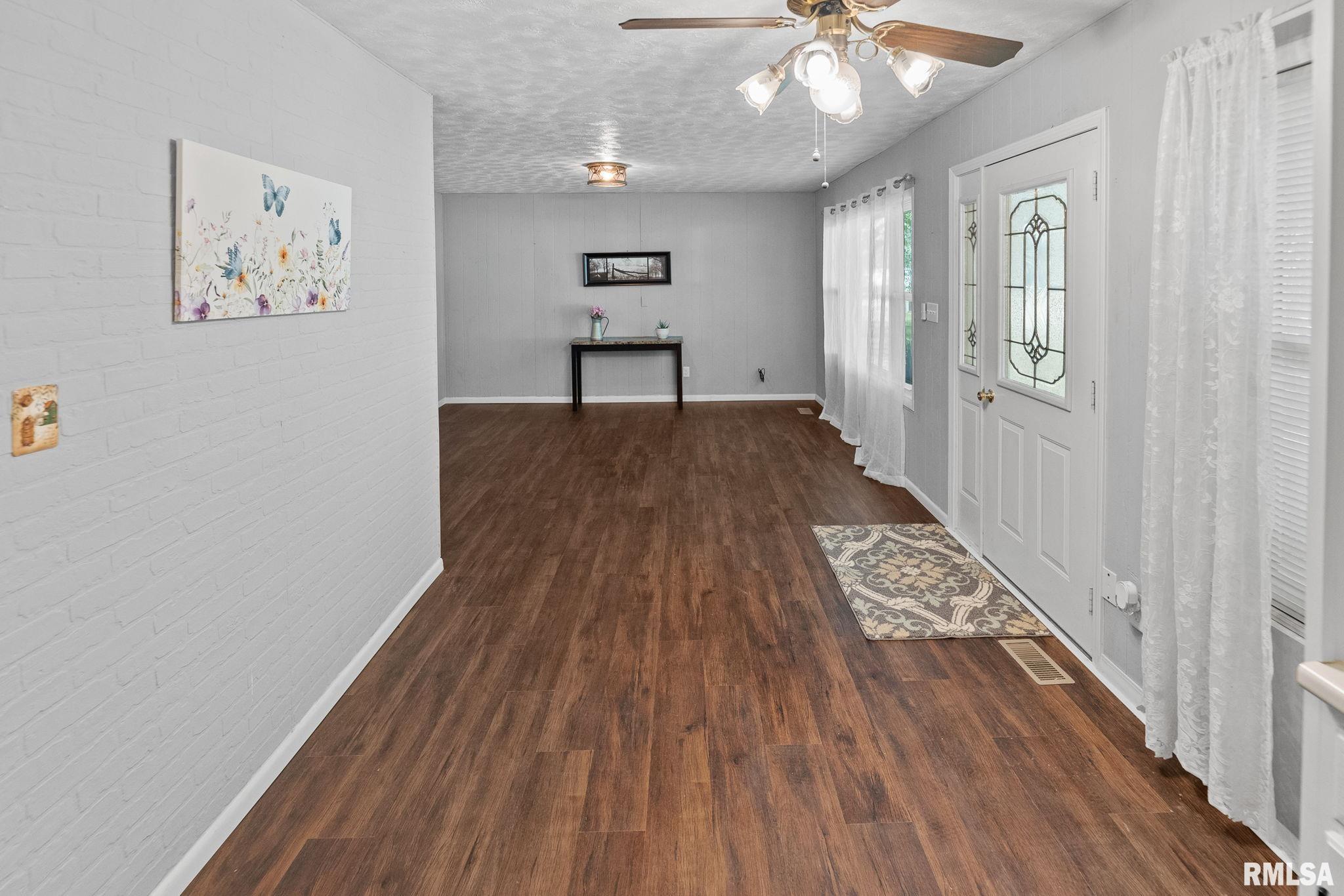 17 Roseclair Lane Centralia, IL 62801 - Photo 25 of 31