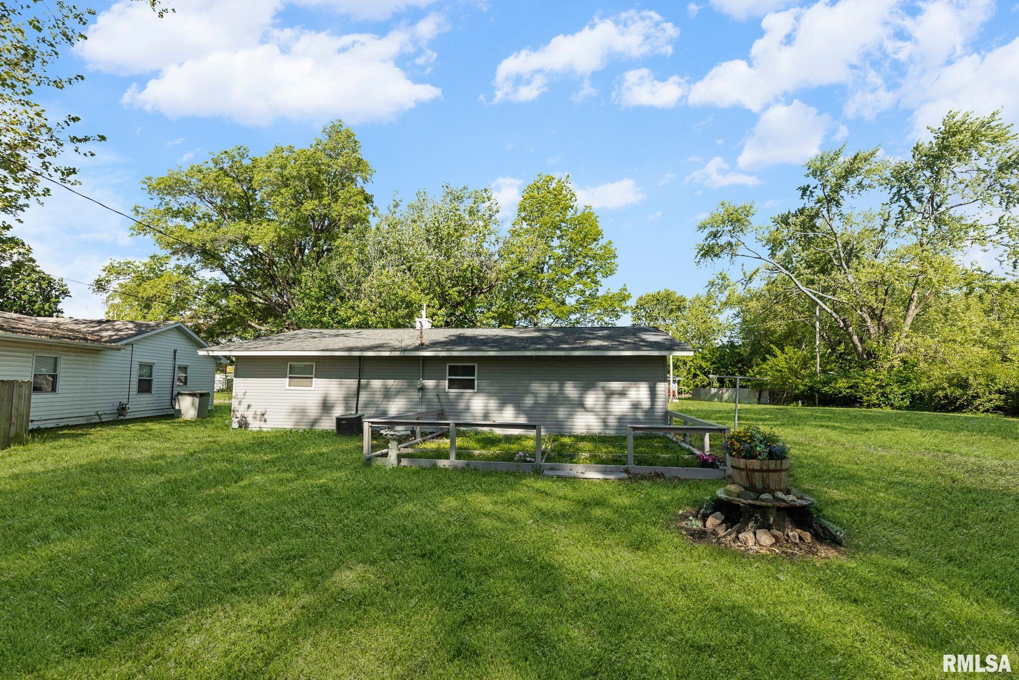 17 Roseclair Lane Centralia, IL 62801 - Photo 9 of 31