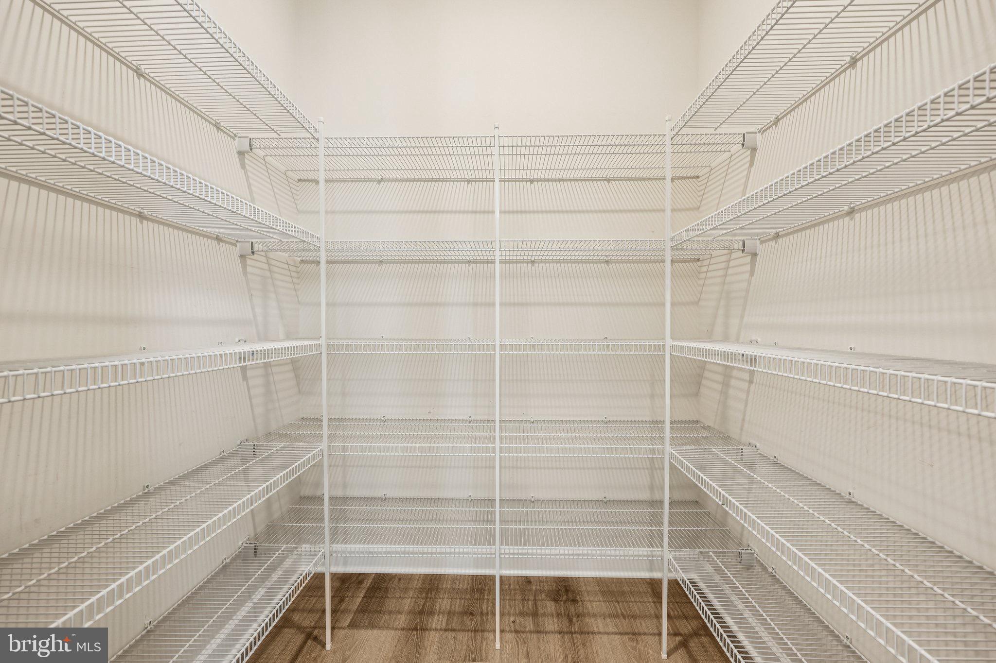 7355 Mountaineer Drive Alexandria, VA 22306 - Photo 23 of 47 a bathroom with a shower