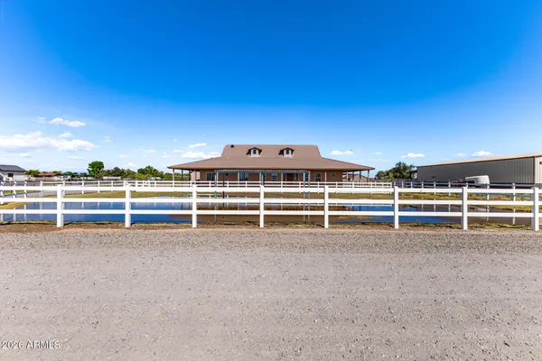 $1,000,000 | 26607 North Hayden Drive, Florence, AZ 85132